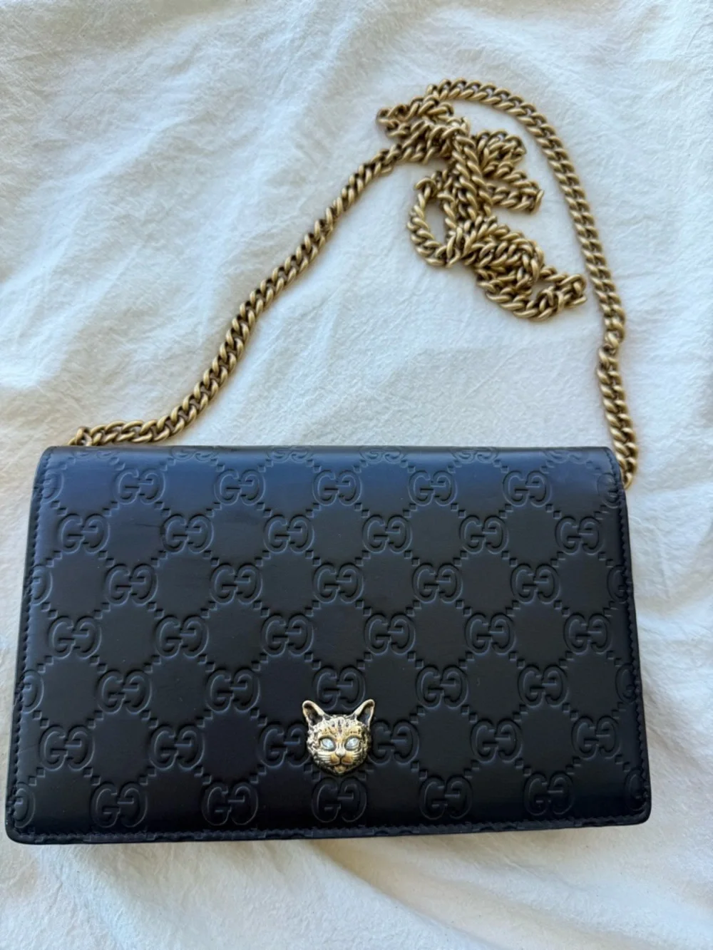 Gucci Signature Crystal Cat Wallet on Chain - Picture 1 of 2